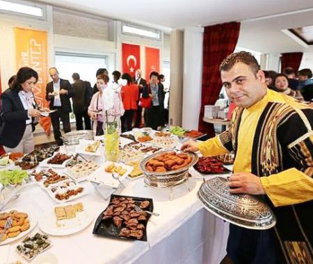 1 milyar turiste 'Gönül sofrası'na davet
