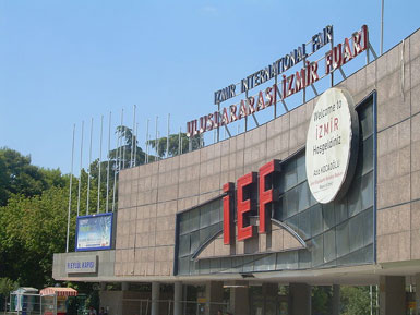 İzmir Fuarı, olaylı başladı...