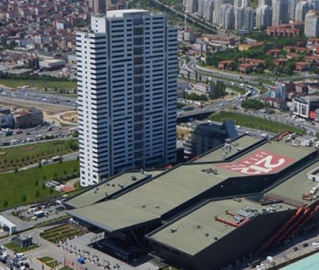 Ağaoğlu ve Edip İplik'ten satılık otel