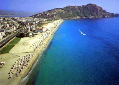 Alanya, 3 bin turistle siftah yaptı...