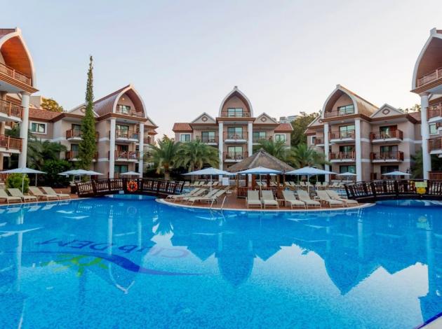 Alanya'da bir otel daha krize yenildi
