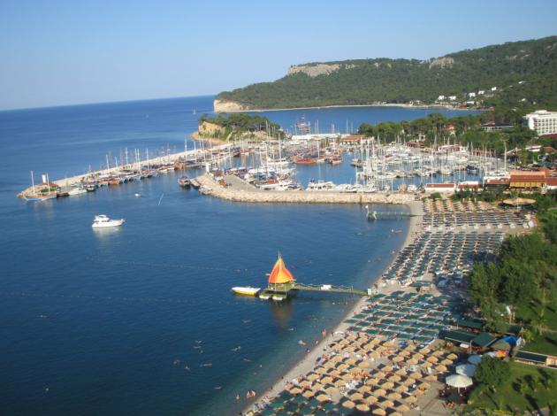 Antalya 9 ayda % 4,8 büyüdü