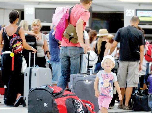 Antalya'da 69 acenteden 46'sı yolcu kaybetti