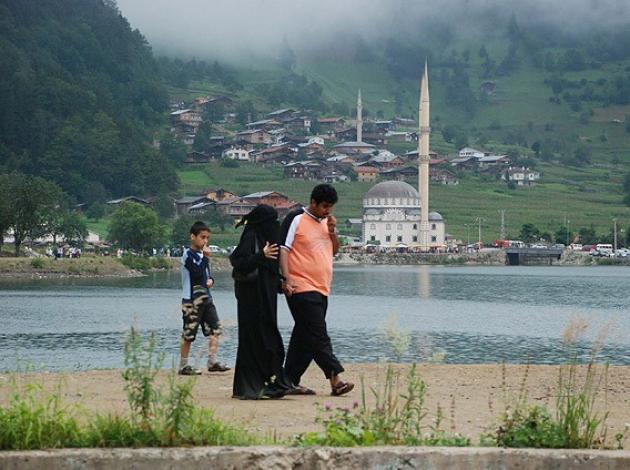 Arap turistin Karadeniz sevgisine otel yetişmiyor