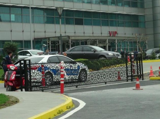 Atatürk Havalimanı’nda VIP’e güvenlik bariyeri
