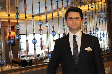 Sheraton İstanbul Ataköy'ün yeni Yiyecek İçecek Direktörü Atilla Ozan 