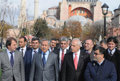 Ayasofya ibadete mi açılacak? 