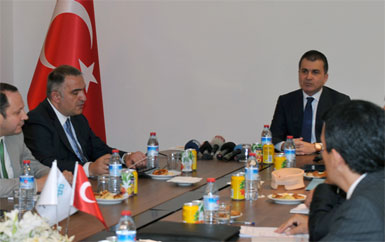 Çelik, turizm sektör temsilcileriyle görüştü