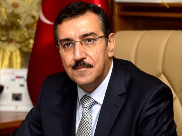 Turizmde yeni pazarlara girmemiz lazım