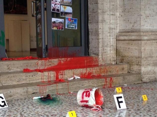 Bakanlığın Roma Müşavirliği'ne sis bombalı saldırı