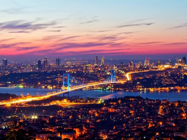 Tüm Okurlarımıza Mutlu Bayramlar Dileriz...