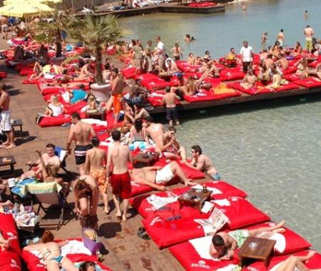 'Beach tayfasına Allah akıl fikir versin'