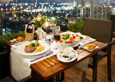 The President Hotel Teras Restaurant’ta, barbekü keyfi...