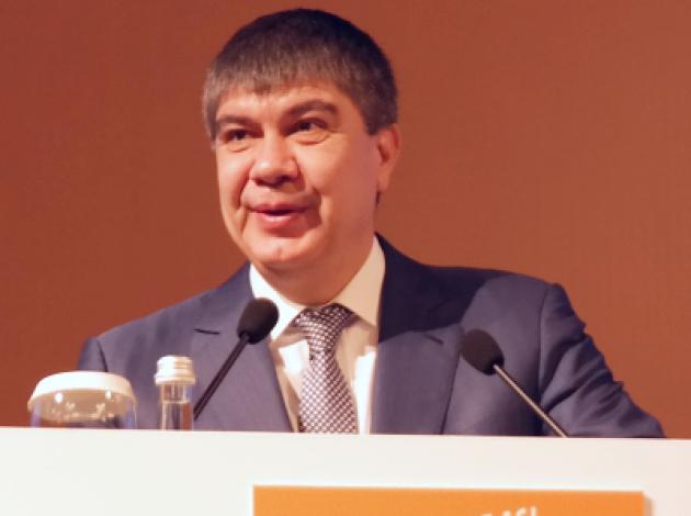 Bir avuç insan burada dünyayı ağırlıyor