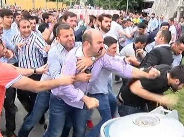 Bir çuval inciri berbat eden yanlışlıklar komedisi