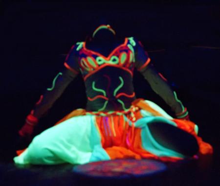 Black Light Dans Gösterisi Hodjapasha’da