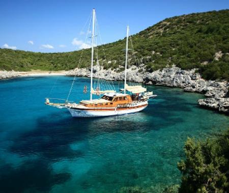 Bodrum'un cennet koylarını dünya izliyor