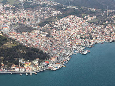 Boğaz'da otel için sıraya girdiler...