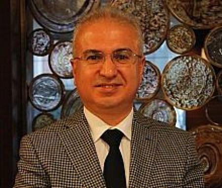 Cem Lale, görevi bıraktı