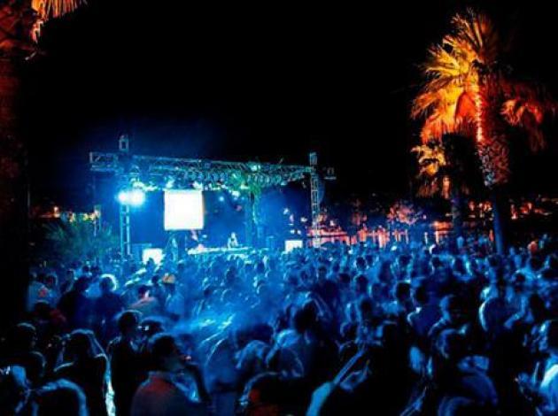 Çeşme'de gürültü kirliliğine sıkı denetim