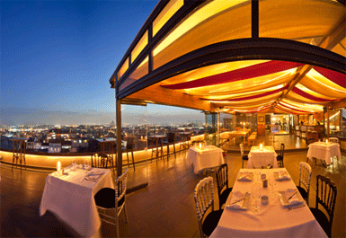  Citycenter Hotel Skyfsh Restaurant'ta gökyüzünde iftar...