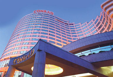 Conrad İstanbul'a 4 teklif var...