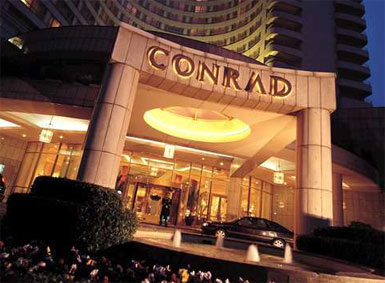 Conrad İstanbul yıkılıyor...