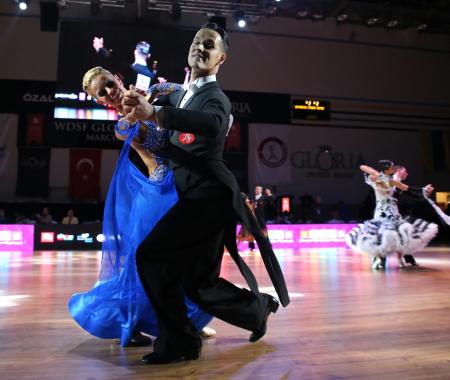 Dansın yıldızları Gloria Sports Arena’da