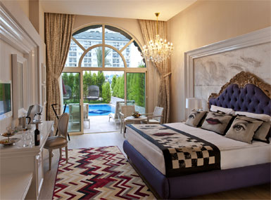 Delphin Imperial'de hafızalardan silinmeyecek yılbaşı...