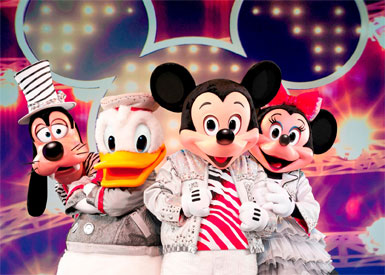Antalya'da turistlere İngilizce-Rusça Mickey...