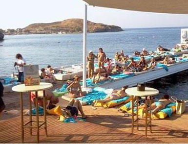 Sosyetenin gözdesi Dodo Beach tahliye edildi...