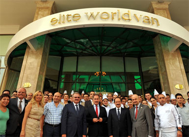 Elite World Van'a Günay'dan tam not...