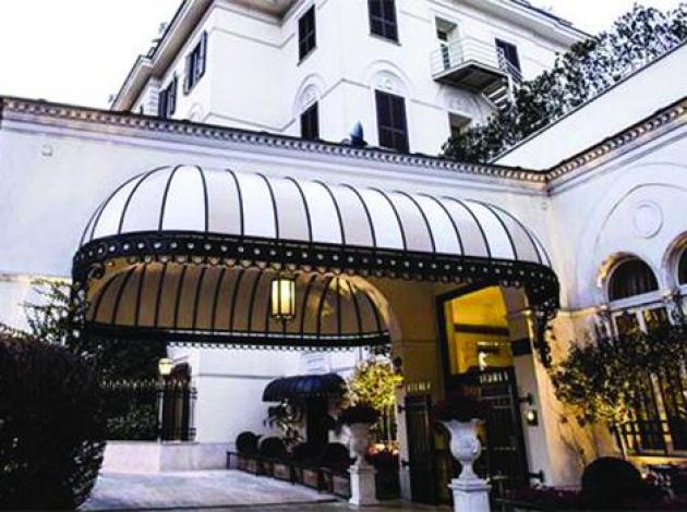 Ferit Şahenk Roma'da otel aldı