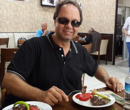 Halil Öncü ile Lezzet Durakları ' Bergama Köftesi Altın Kepçe'de yenir'