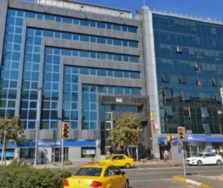 Halkbank binası otel olacak