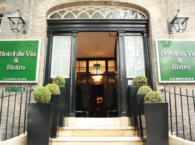 Hotel du Vin zinciri el değiştirdi