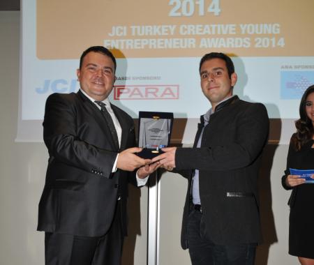 HotelRunner yoluna ödüllerle devam ediyor