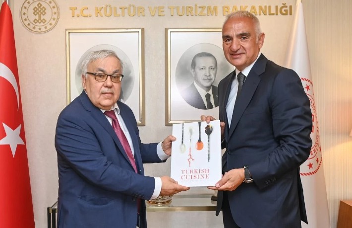 Bakan Ersoy, Rus Büyükelçi ile buluştu... Rusya ile turizm daha da artacak