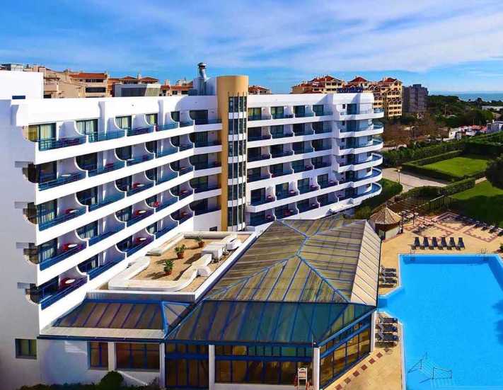 Dünyaca ünlü futbolcu Türkiye'de otel açıyor