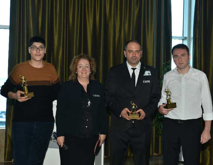 Wyndham Grand İzmir Özdilek ekibi başarılarını kokteylle kutladı

 