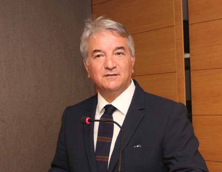 Egeli turizmcilerin 'Atık su' isyanı