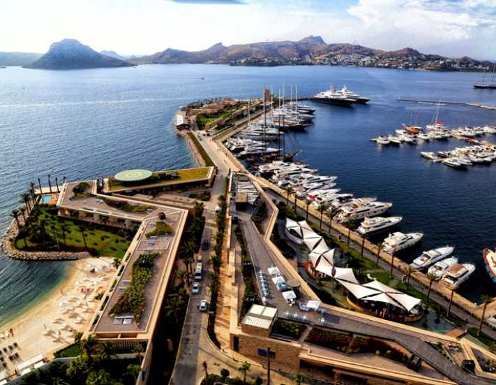Ünlü marinanın ismi değişti