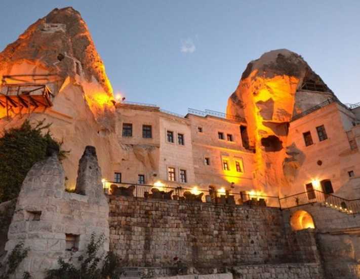 Kapadokya Seraphim Cave Hotel açıldı
