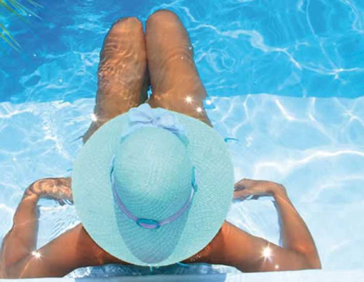 Antalya 4 ayda yüzde 40 büyüdü