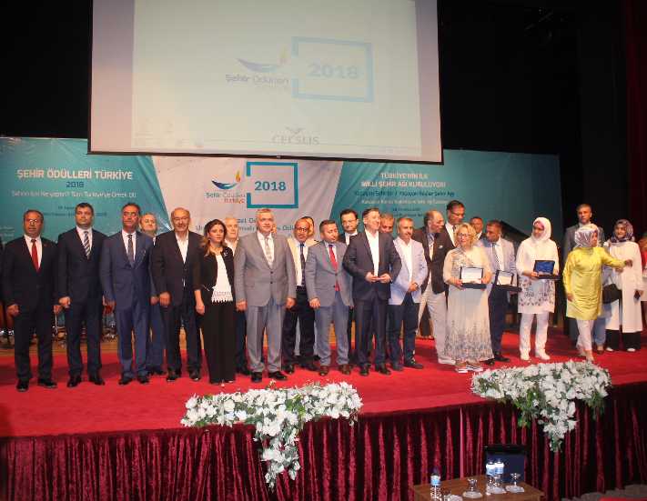 Şehir ödülleri dağıtıldı