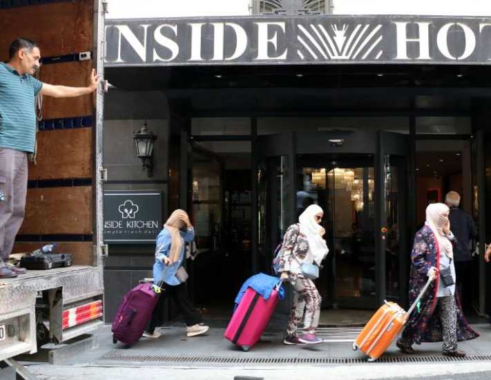 Turistlere haciz tahliyesi