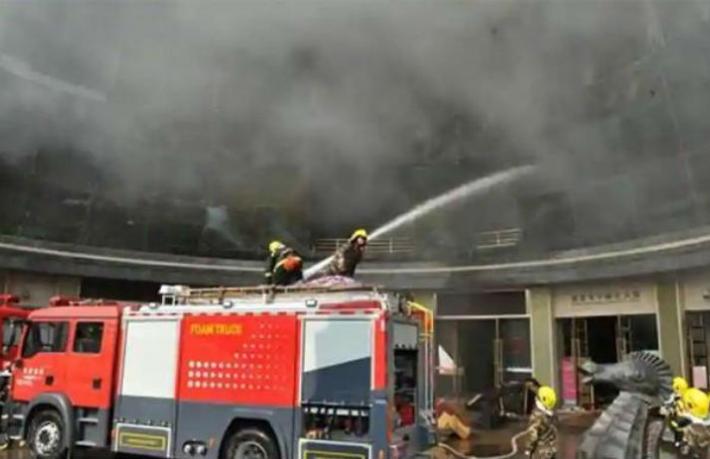Otelde yangın: 18 kişi öldü