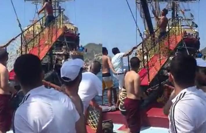 Alanya'da tur tekneleri bilerek çarpıştı