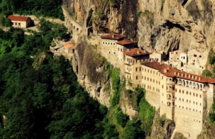 Sümela Manastırı kısmen ziyarete açılacak