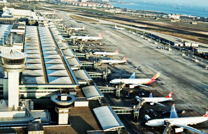 İstanbul Atatürk dünyanın 3'üncü en iyi havalimanı

 